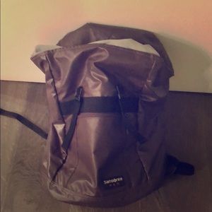 Samsnite bagpack